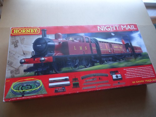Hornby gauge r1144 train - oo,