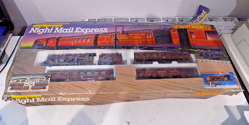 Hornby r758 night mail express - hornby,