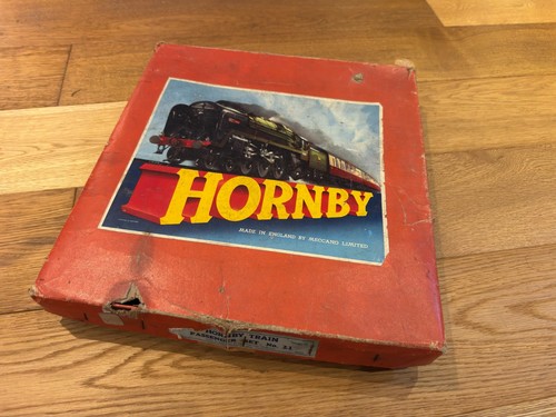 Hornby passenger train set - hornby,