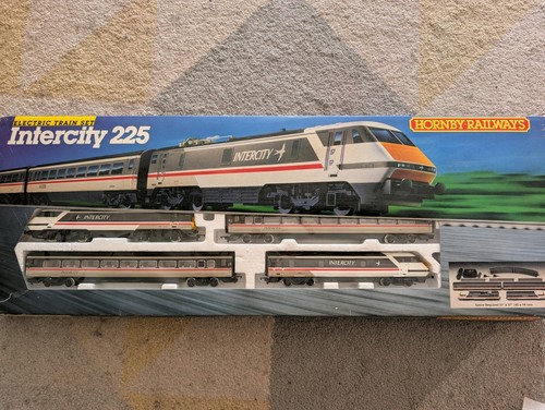 Hornby railways intercity 225 - railways,