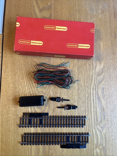 Hornby railways r406 automatic - railways,