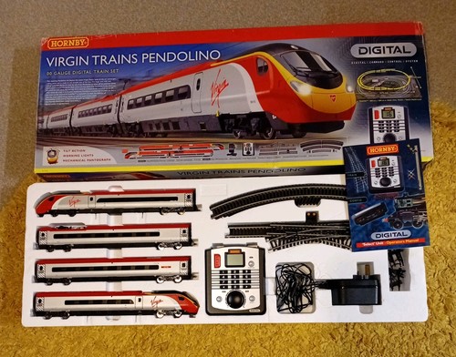 Hornby virgin trains pendolino - hornby,