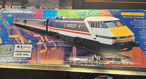 Hornby intercity 225 train - hornby,