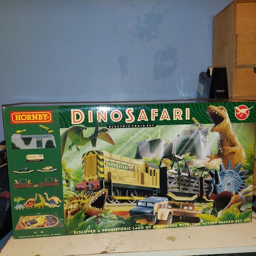 Hornby t1500 dino safari train - hornby,